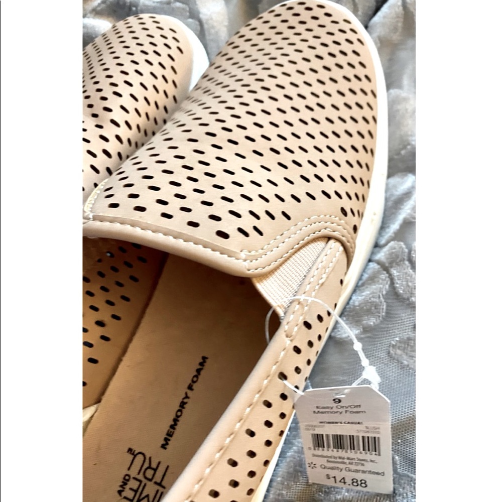 Tan memory foam shoes.